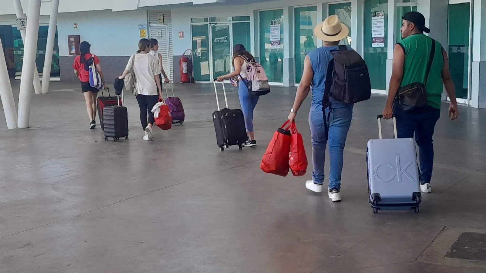 en espera del arribo masivo de turistas